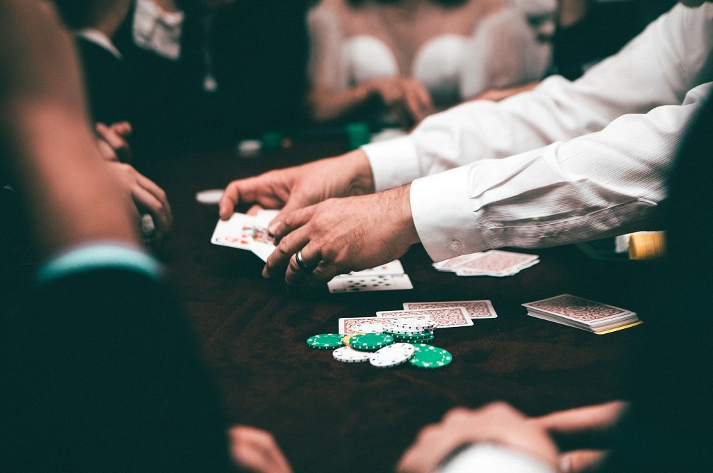 How to Win Money At Roulette